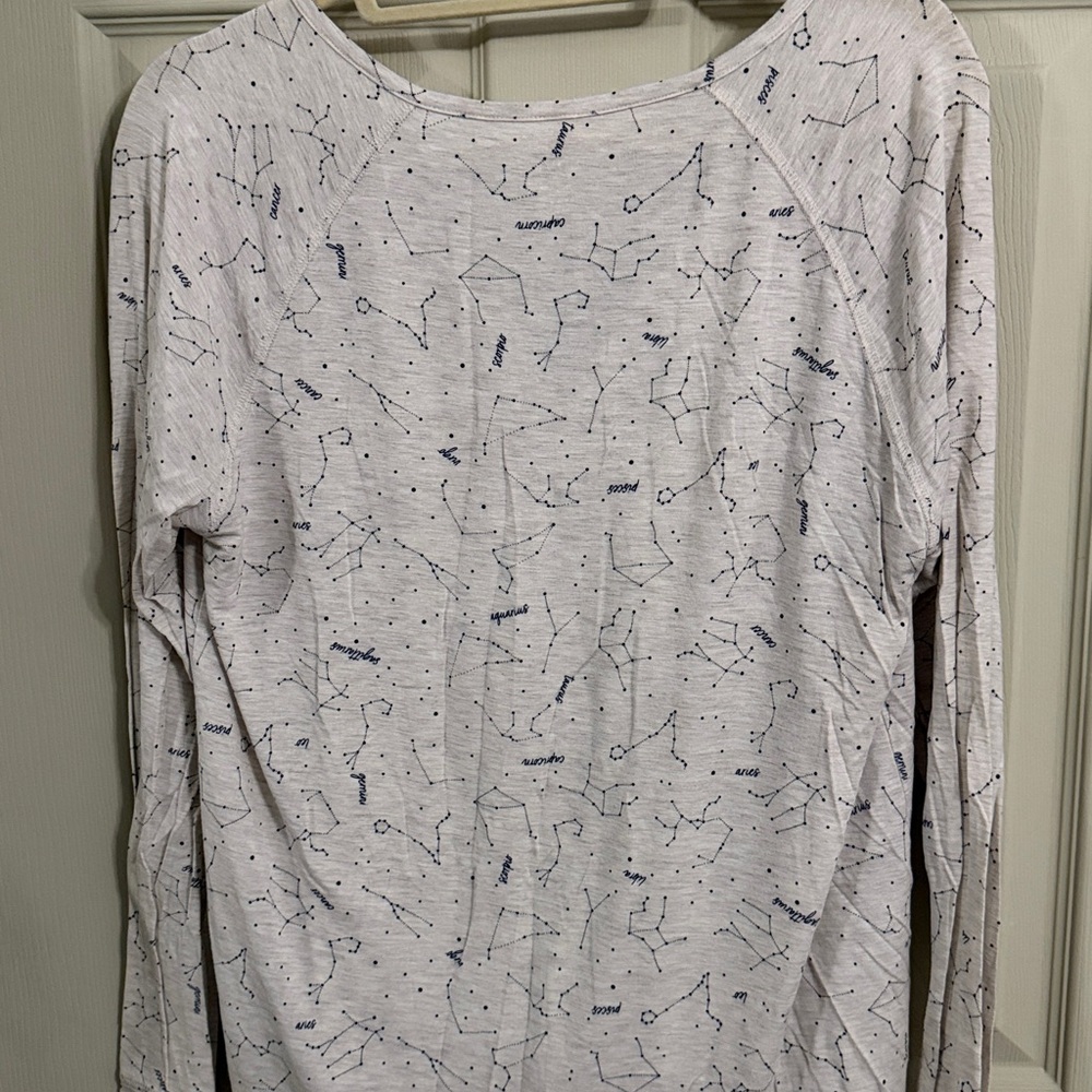 Gap zodiac Sleep Shirt - Picture 5 of 5